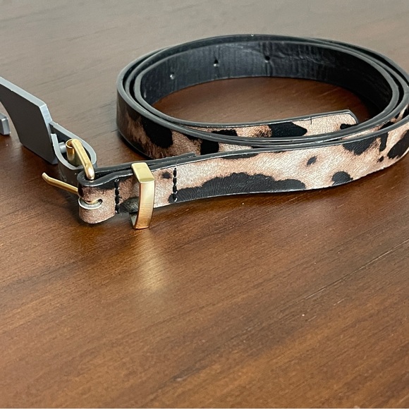Women’s Skinny Belt with Animal print - Picture 1 of 2